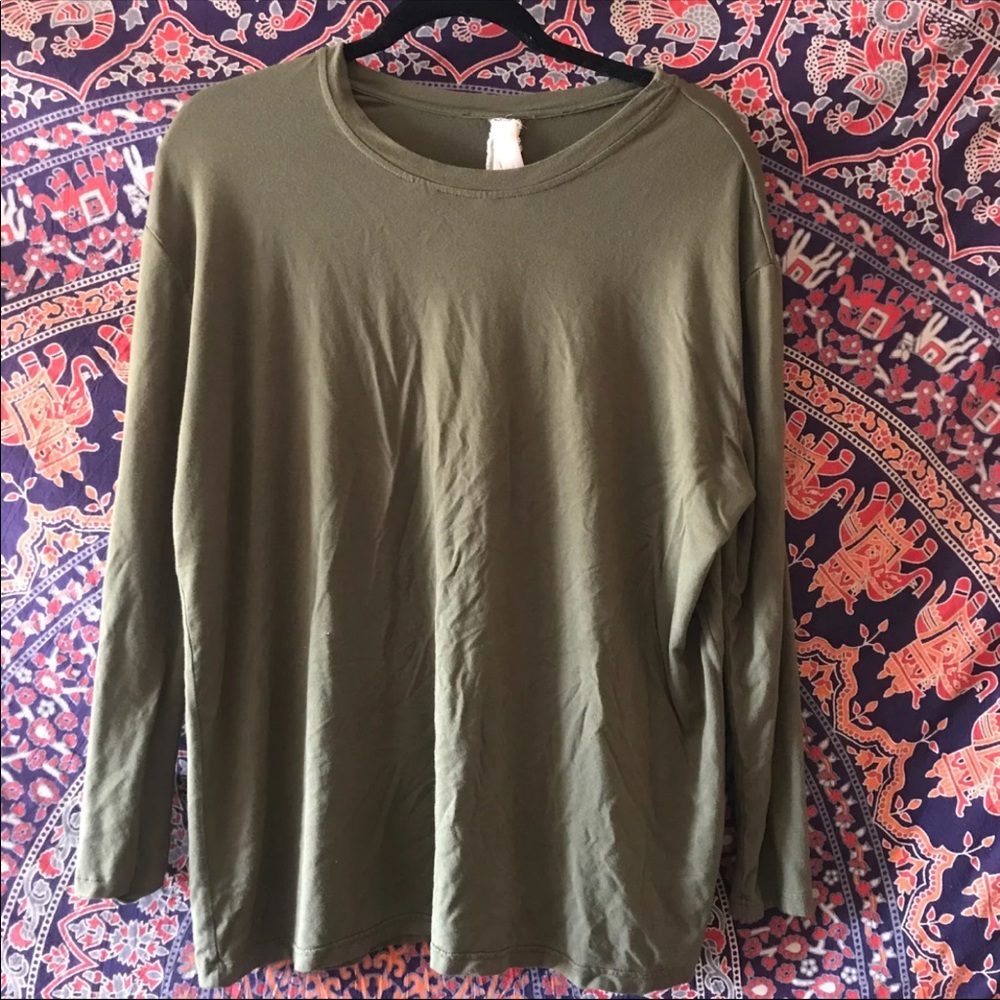 Women’s Long Sleeve Top